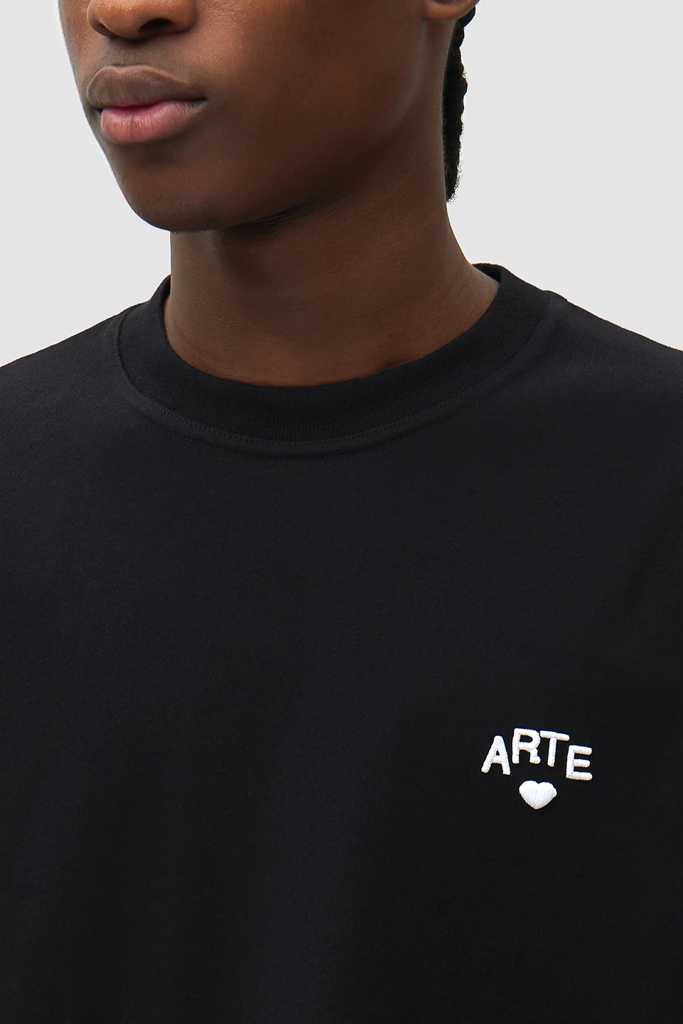 ART1TOP19559CTM_Black_4.png