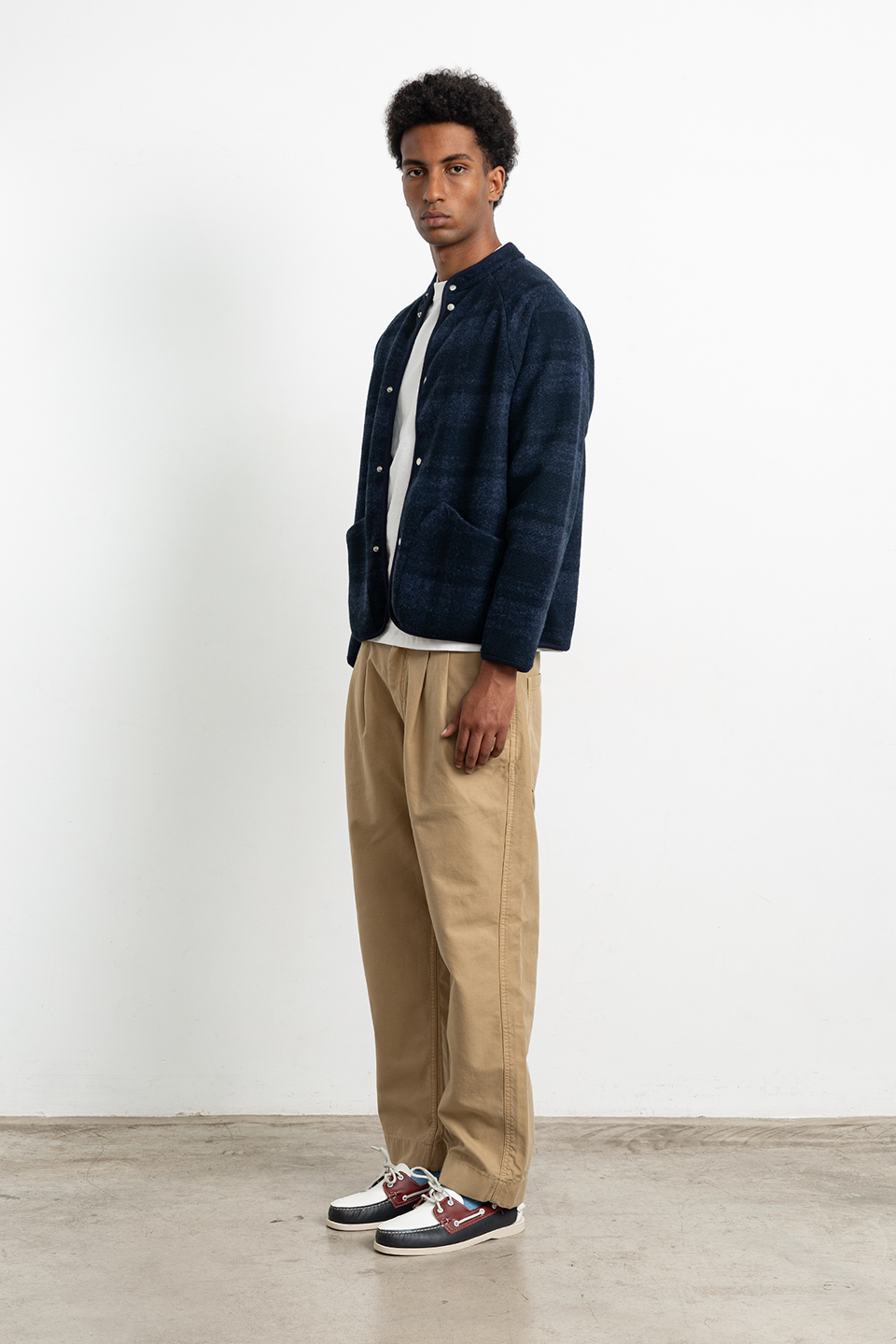 EDS1CJK20081AWM_Plain+Navy_2.png