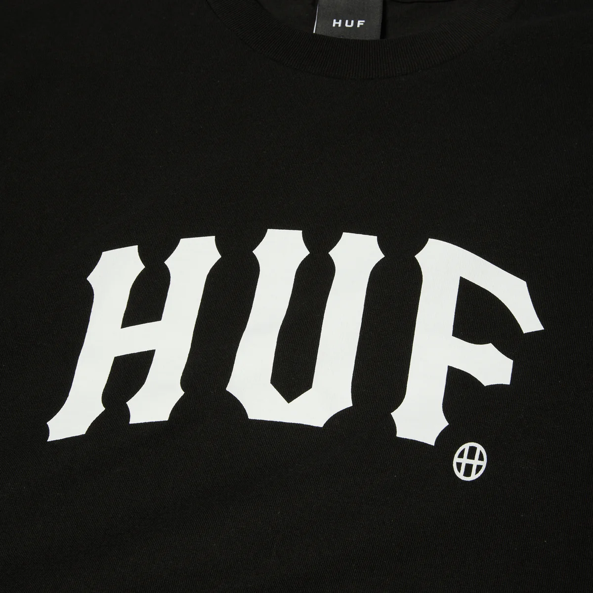 HUF1TOP00004CTM_Black_1.png