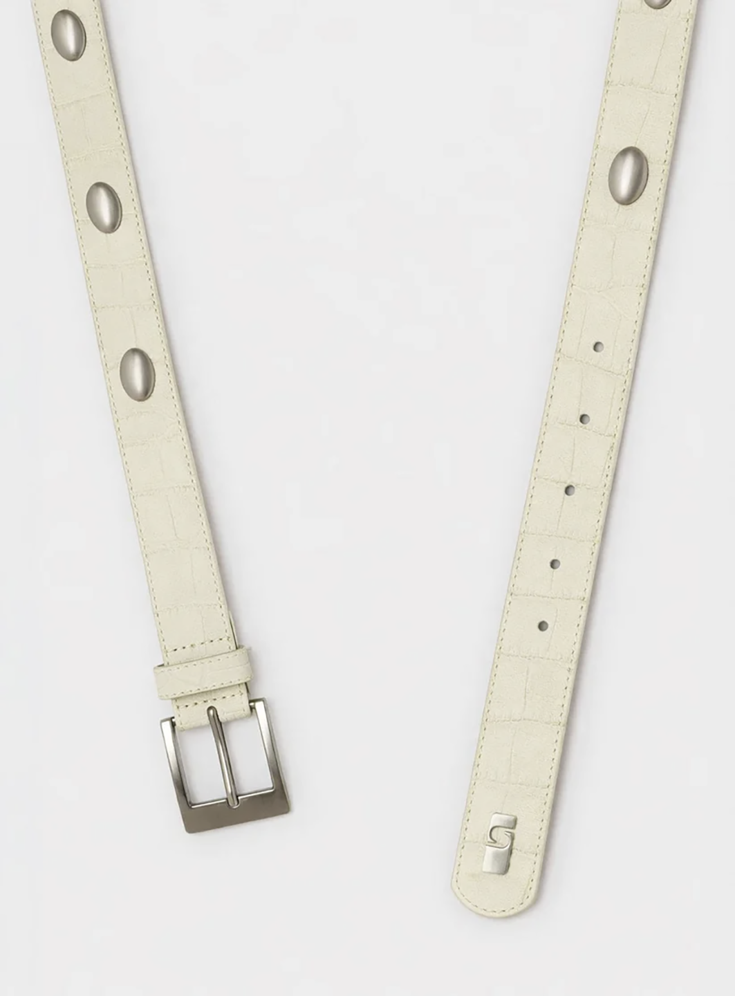 LAA4ACC00004LEW_Off+white_2.png