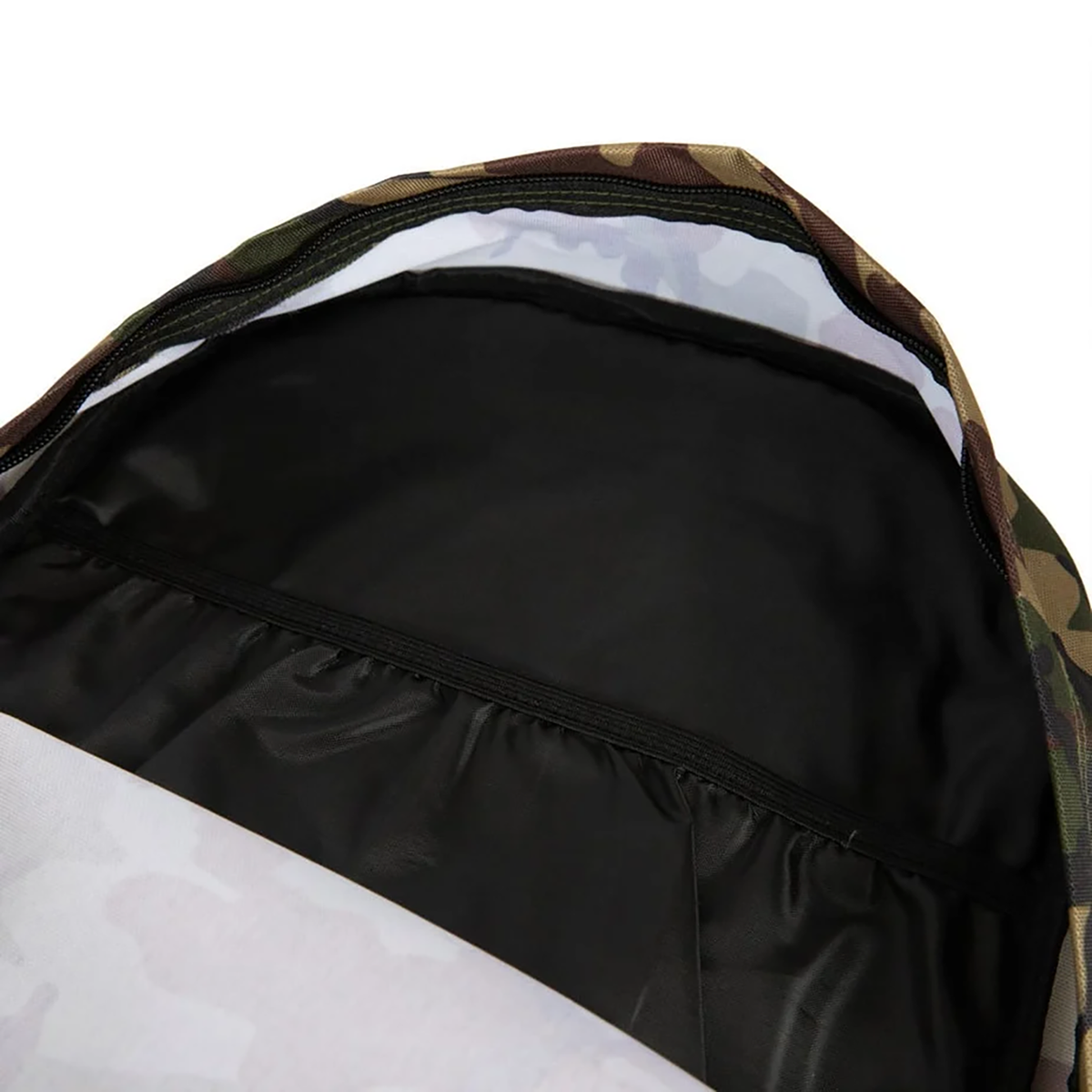 NEW4ACC25731PYM_Green+Med%2BWoodland+Camo_3.png