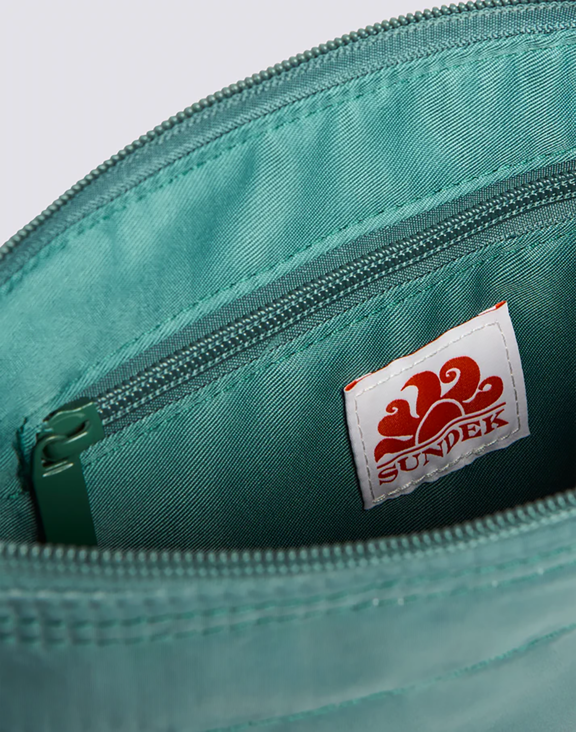 SDK3BAG00001PYM_CAMO+GREEN+02_2.png