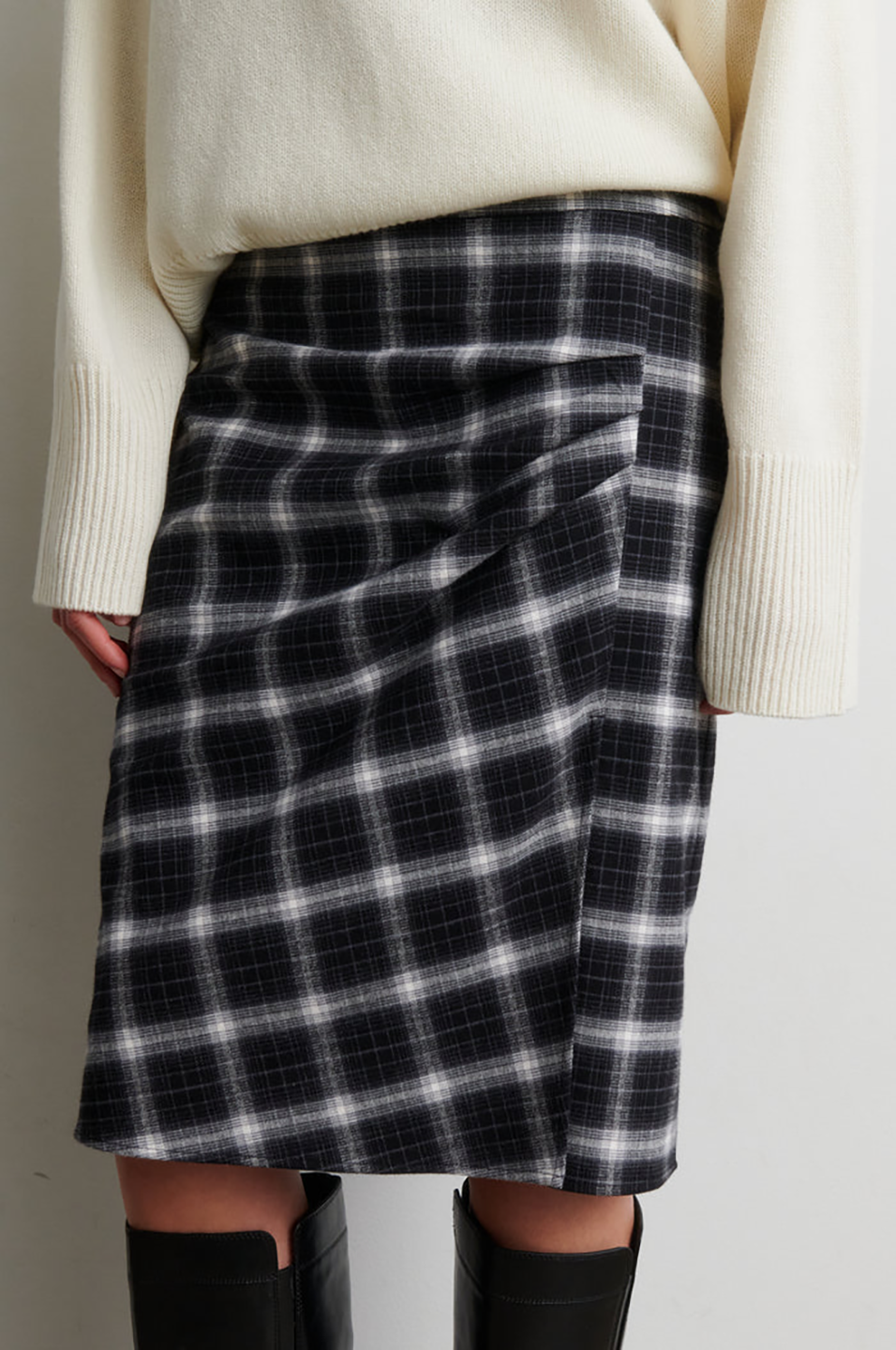 SFM1SKI10834CTW_Black_4.png