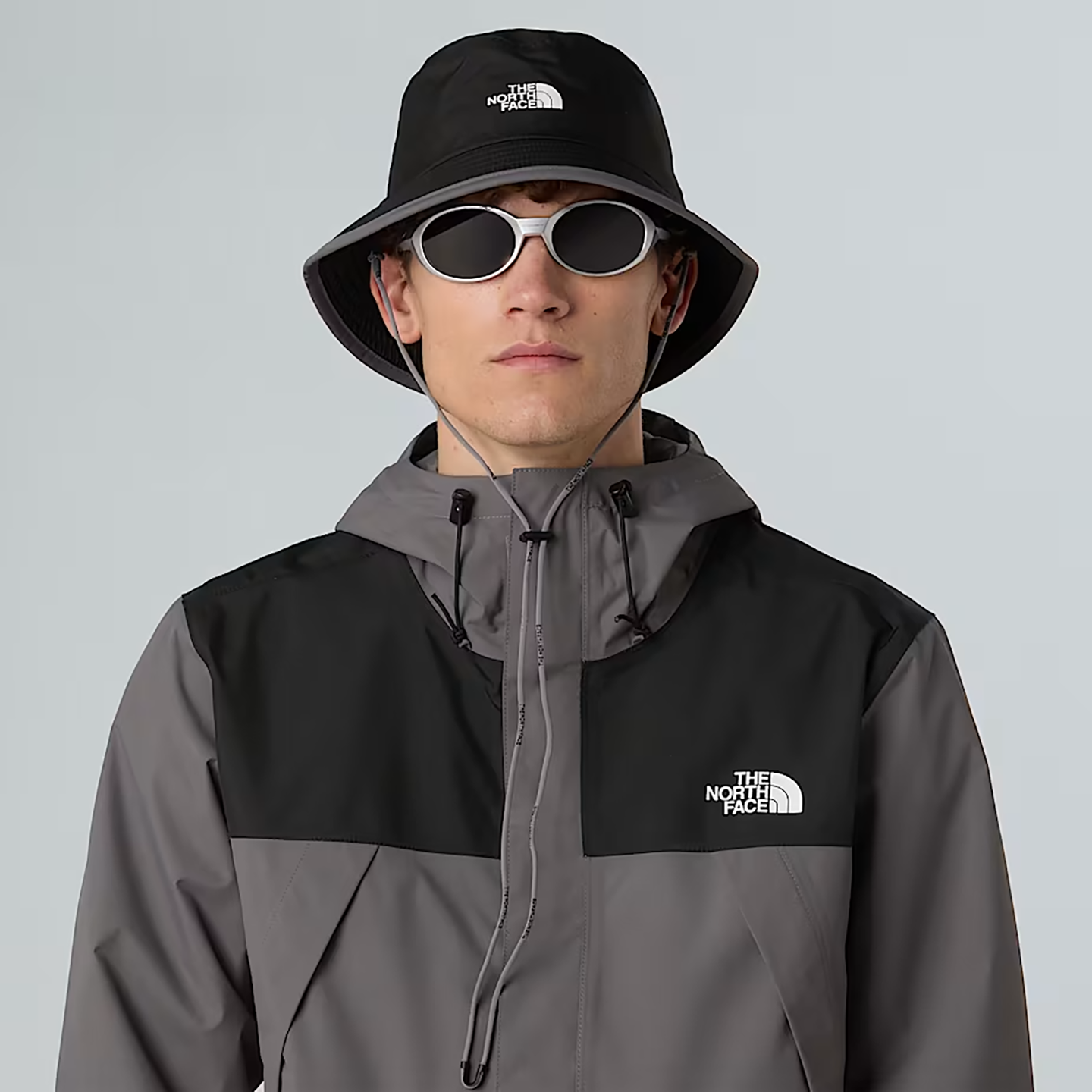 TNF4ACC00000PYM_TNF+BLACK%2BSMOKE_1.png