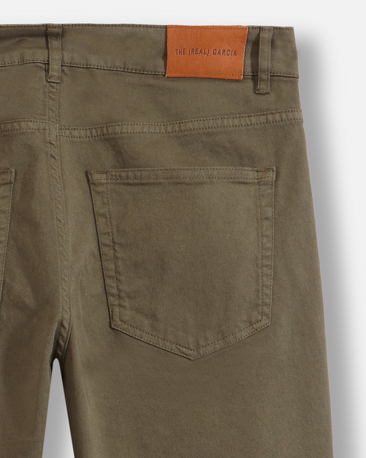TRG1TRO00001CTM_Khaki_2.png