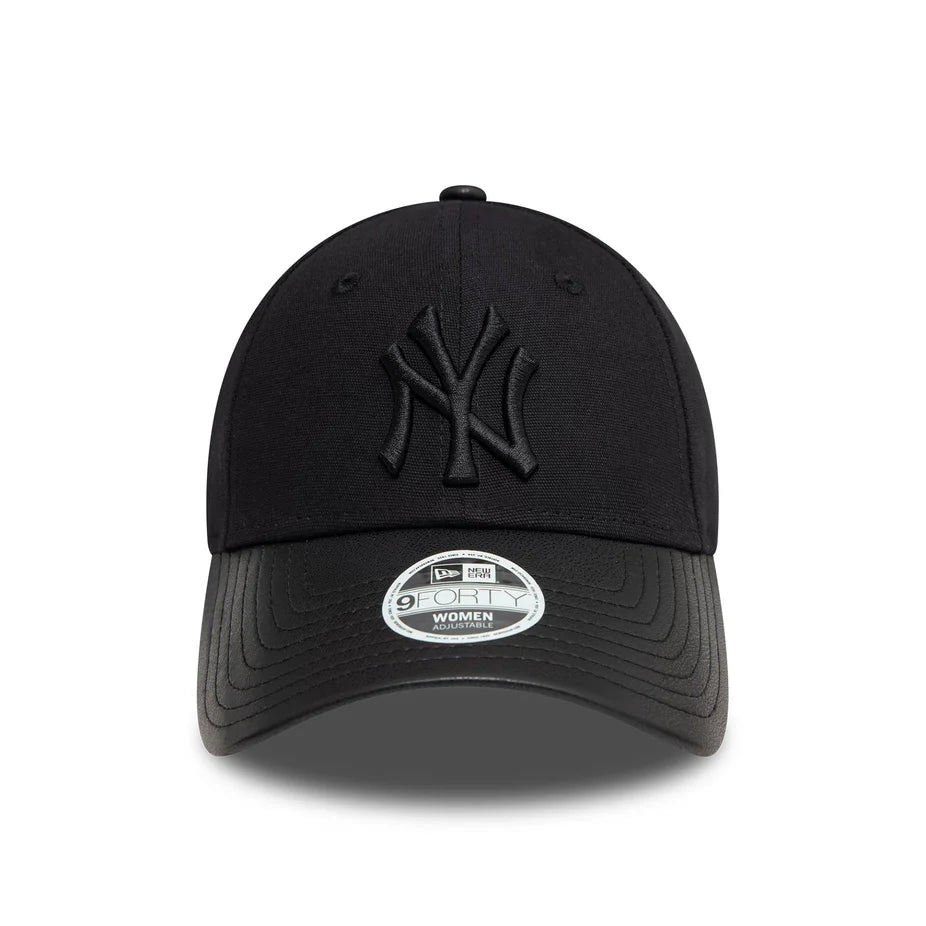 Gorra Mujer New York Yankees Crinkled Pu 9forty Black New Era