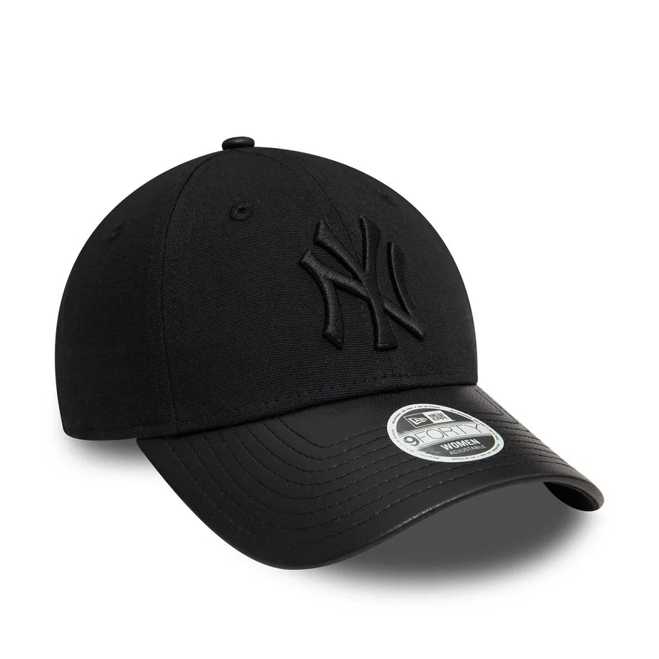 Gorra Mujer New York Yankees Crinkled Pu 9forty Black New Era