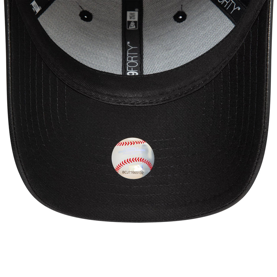 Gorra Mujer New York Yankees Crinkled Pu 9forty Black New Era