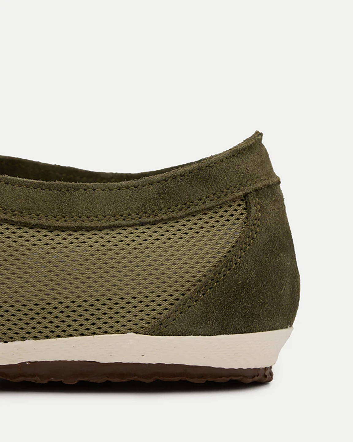 AARCCAL09930MEU_Bushcraft_4.png