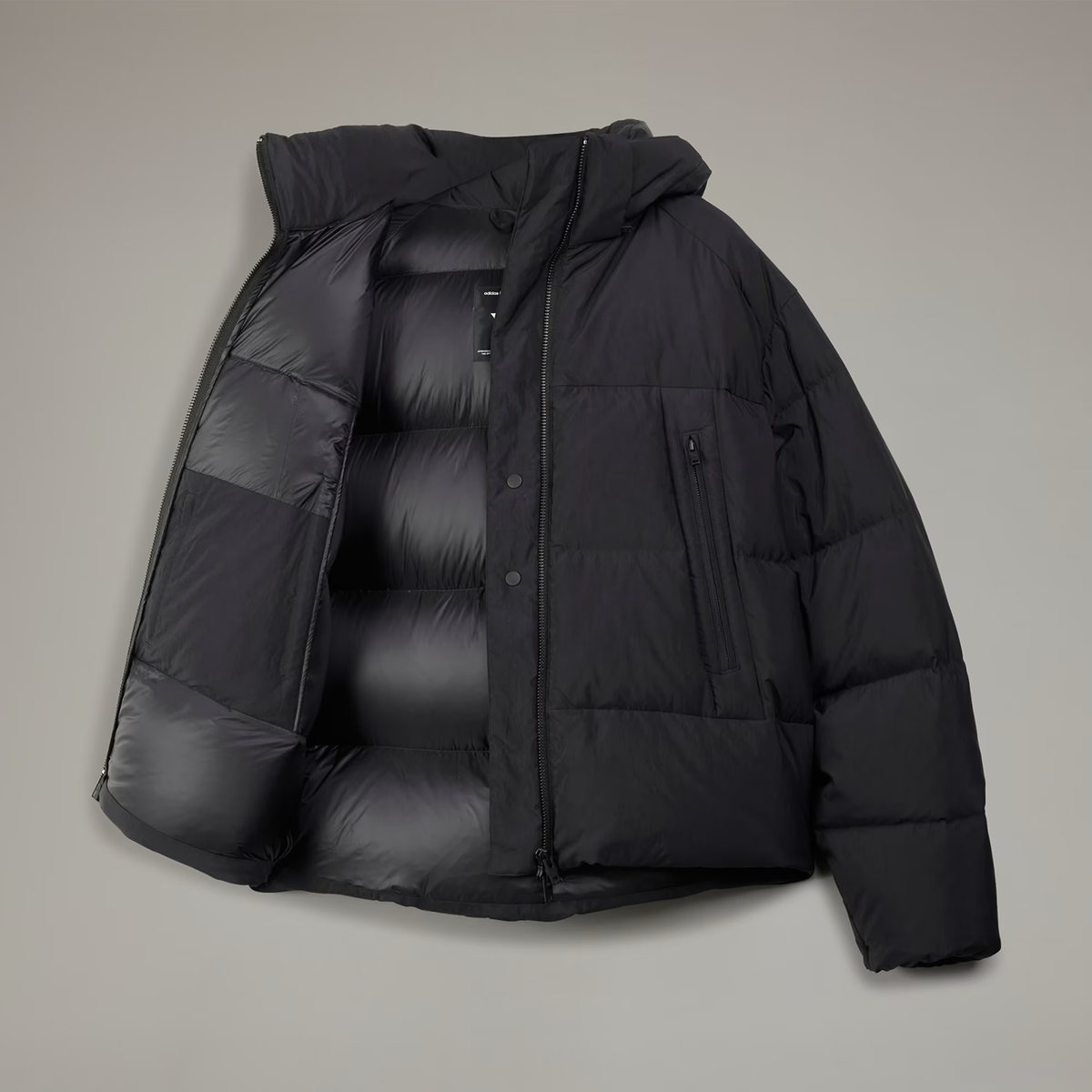 ADI1CJK18151POM_Black_1.png