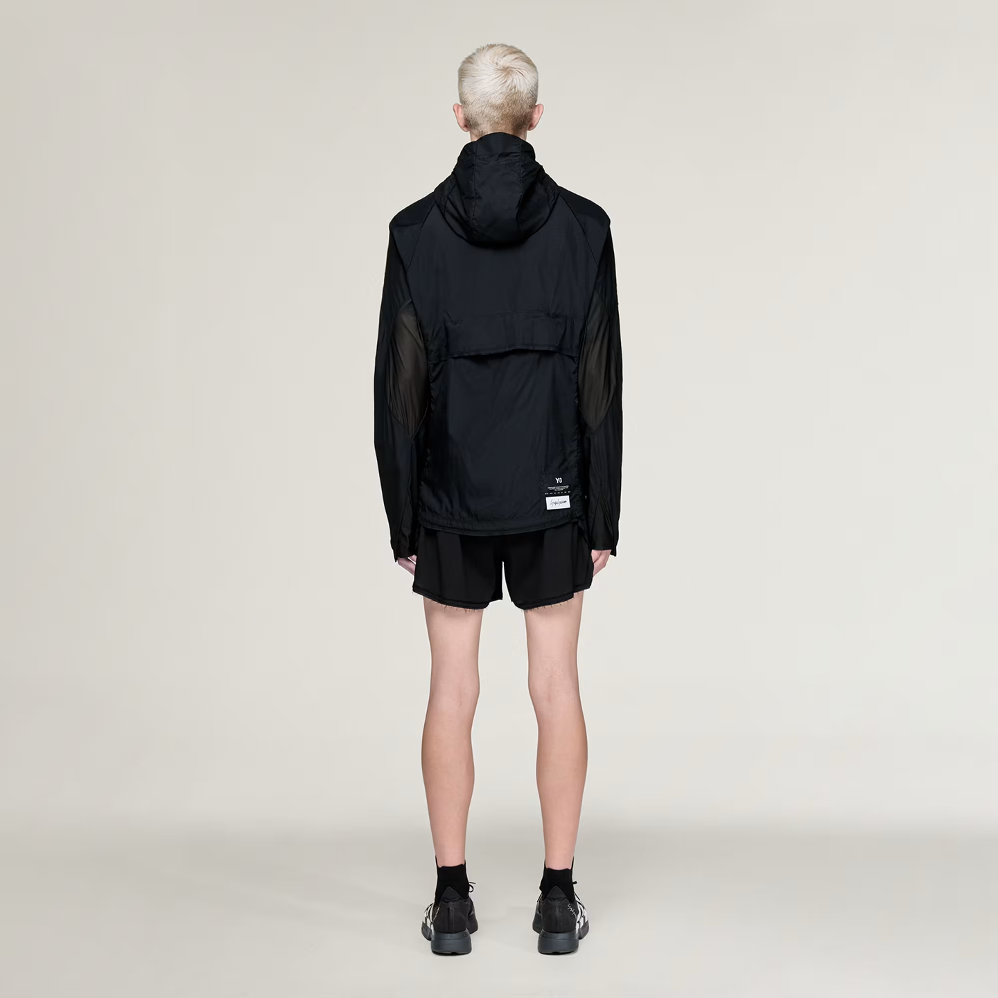 ADI1CJK18156POM_Black_2.png