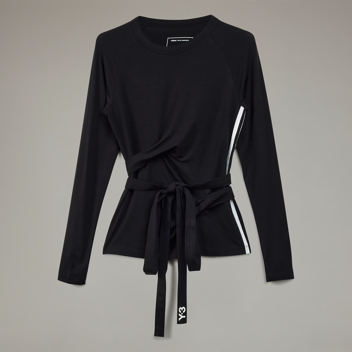 ADI1TOP00001LYW_Black_3.png