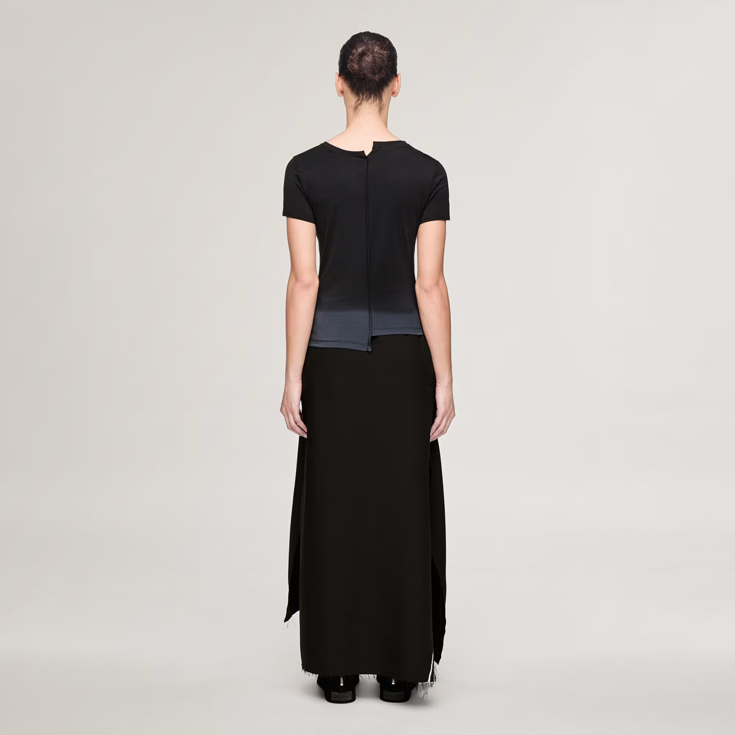 ADI1TOP00002LYW_Black_2.png