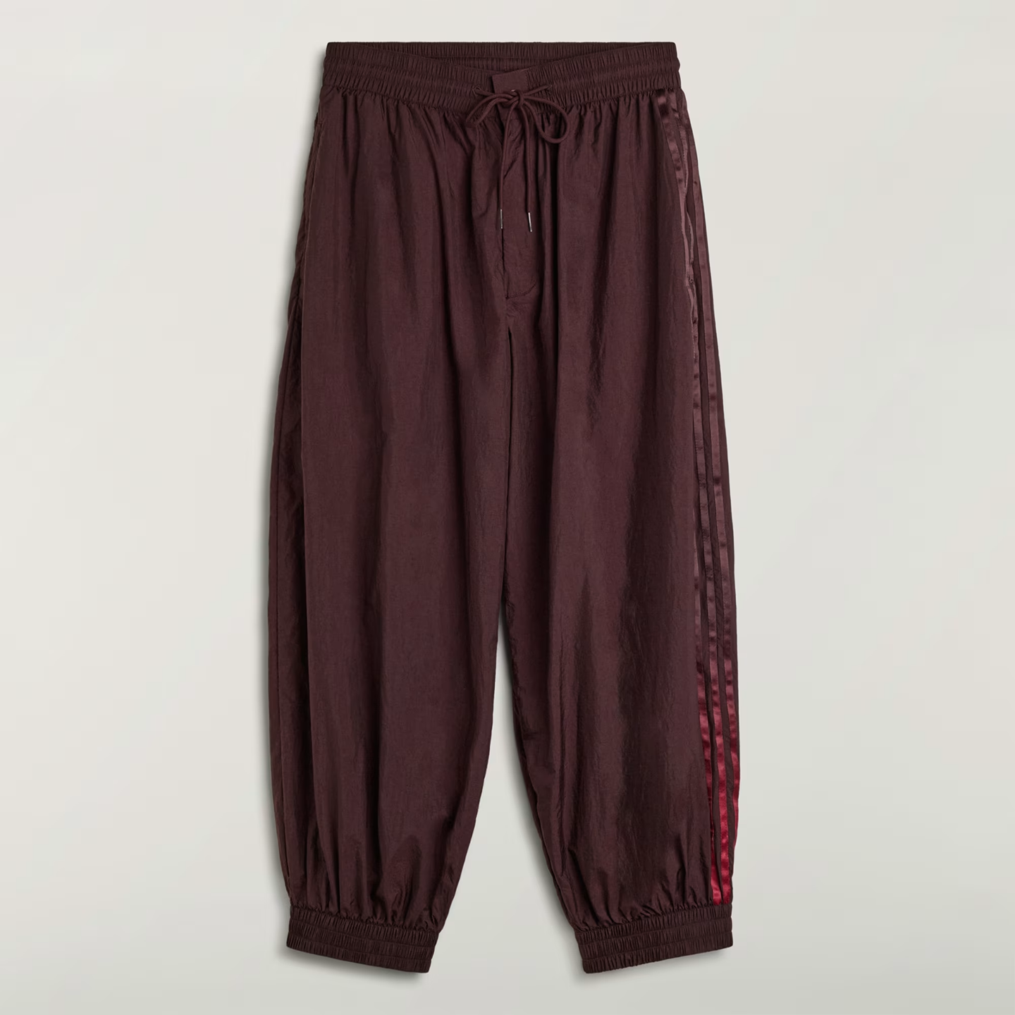 ADI1TRO18147POM_Red_1.png