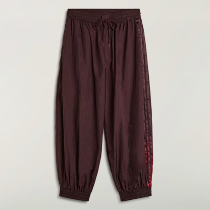 ADI1TRO18147POM_Red_1.png