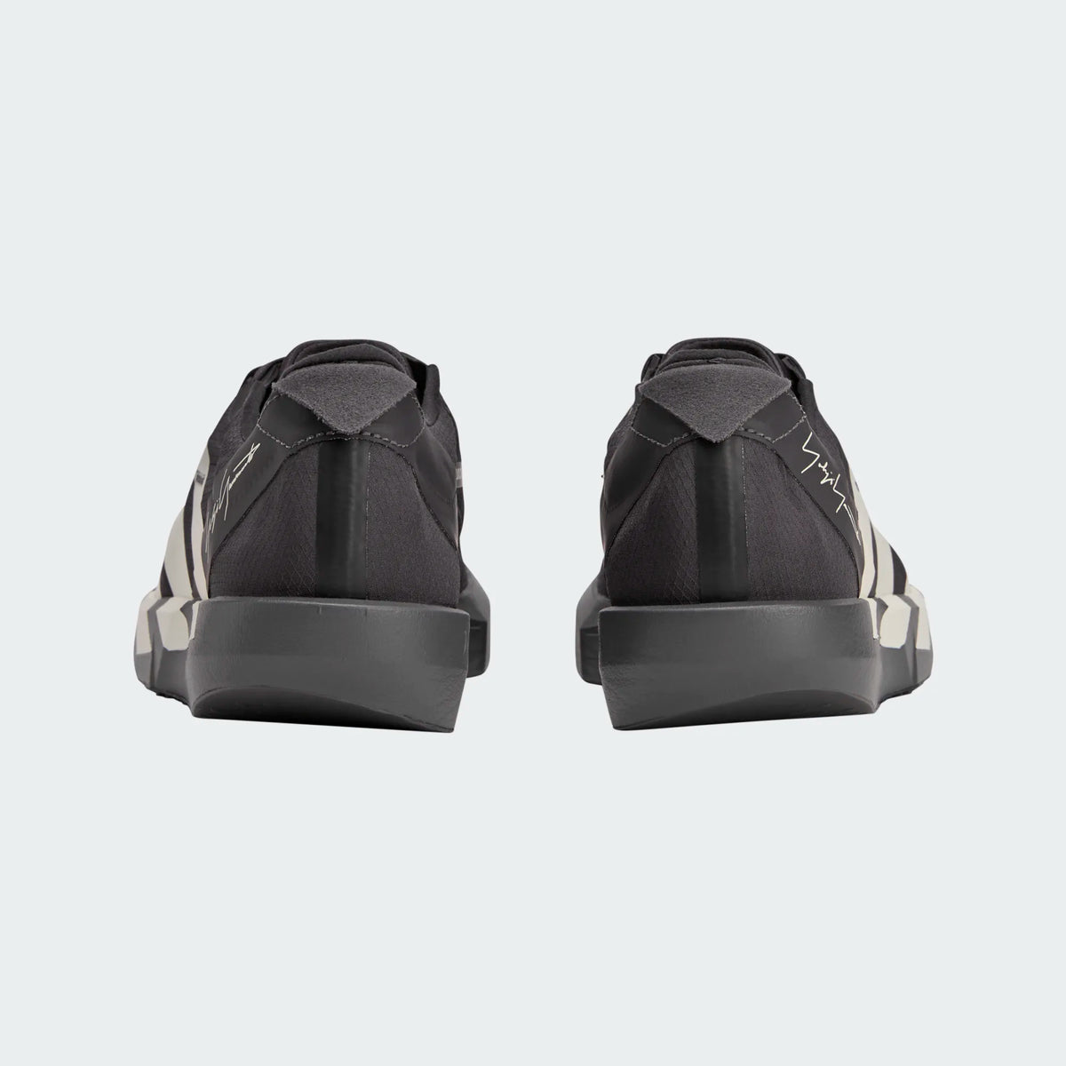 ADI2SNE00000SYM_UTIBLK%2BUTIBLK%2BOWHITE_5.png