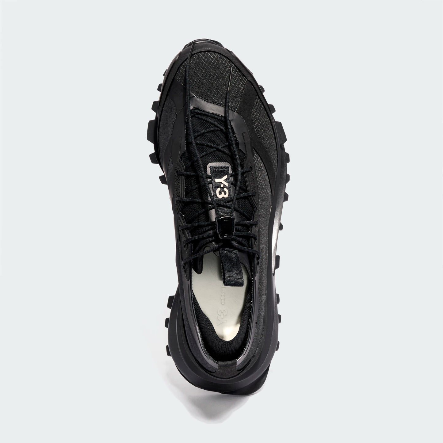 ADI2SNE00001LTM_BLACK%2BBLACK%2BBLACK_3.png