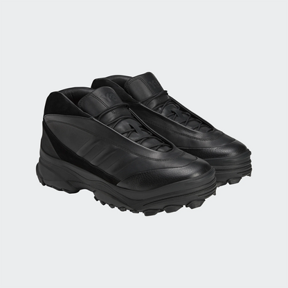 ADI2SNE00001LTW_BLACK%2BBLACK%2BBLACK_3.png