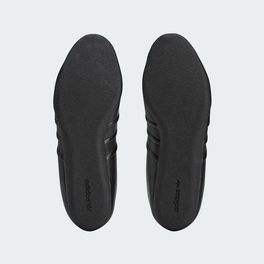 ADI2SNE00002LTU_BLACK%2BBLACK%2BOWHITE_2.png