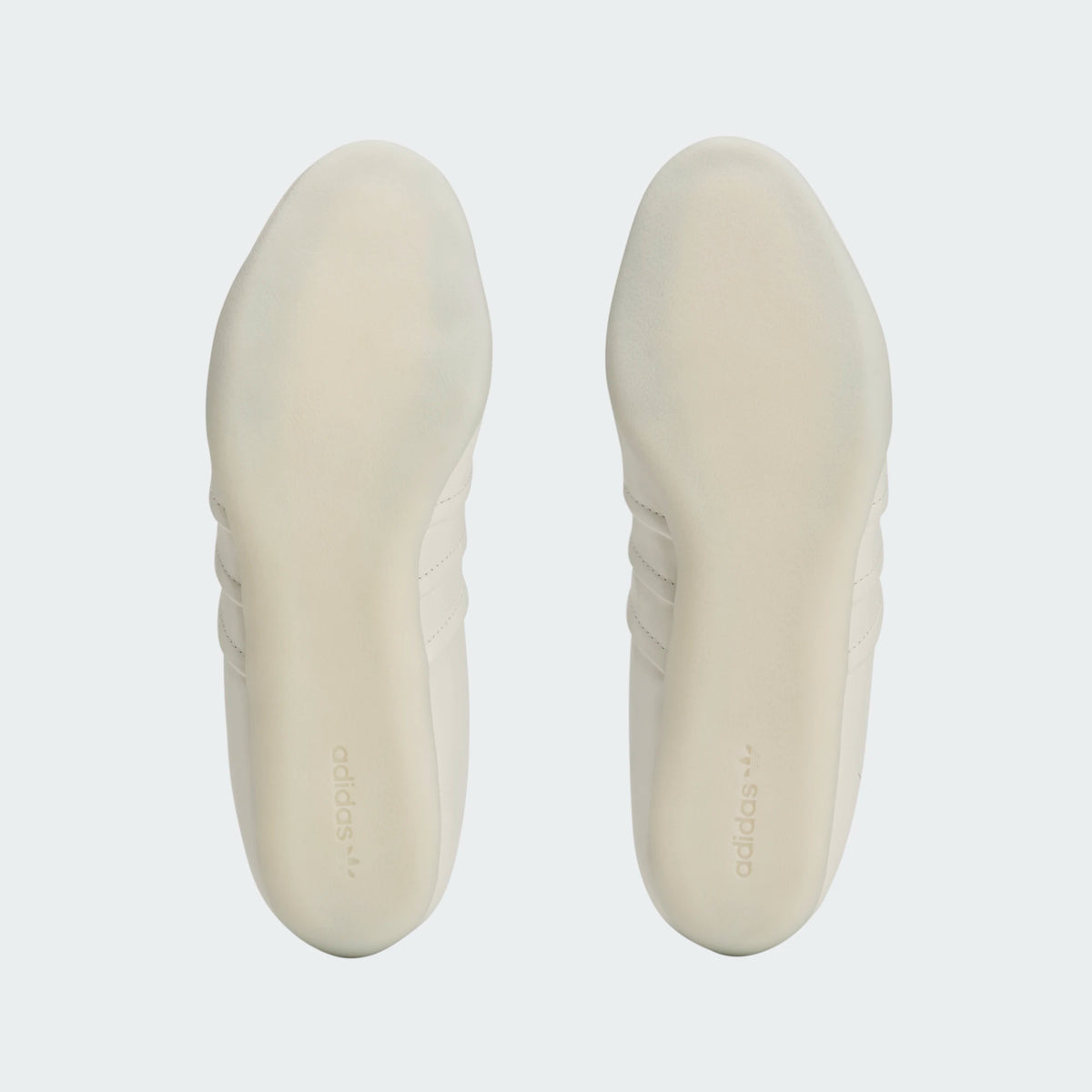 ADI2SNE00002LTU_OWHITE%2BOWHITE%2BBLACK_2.png