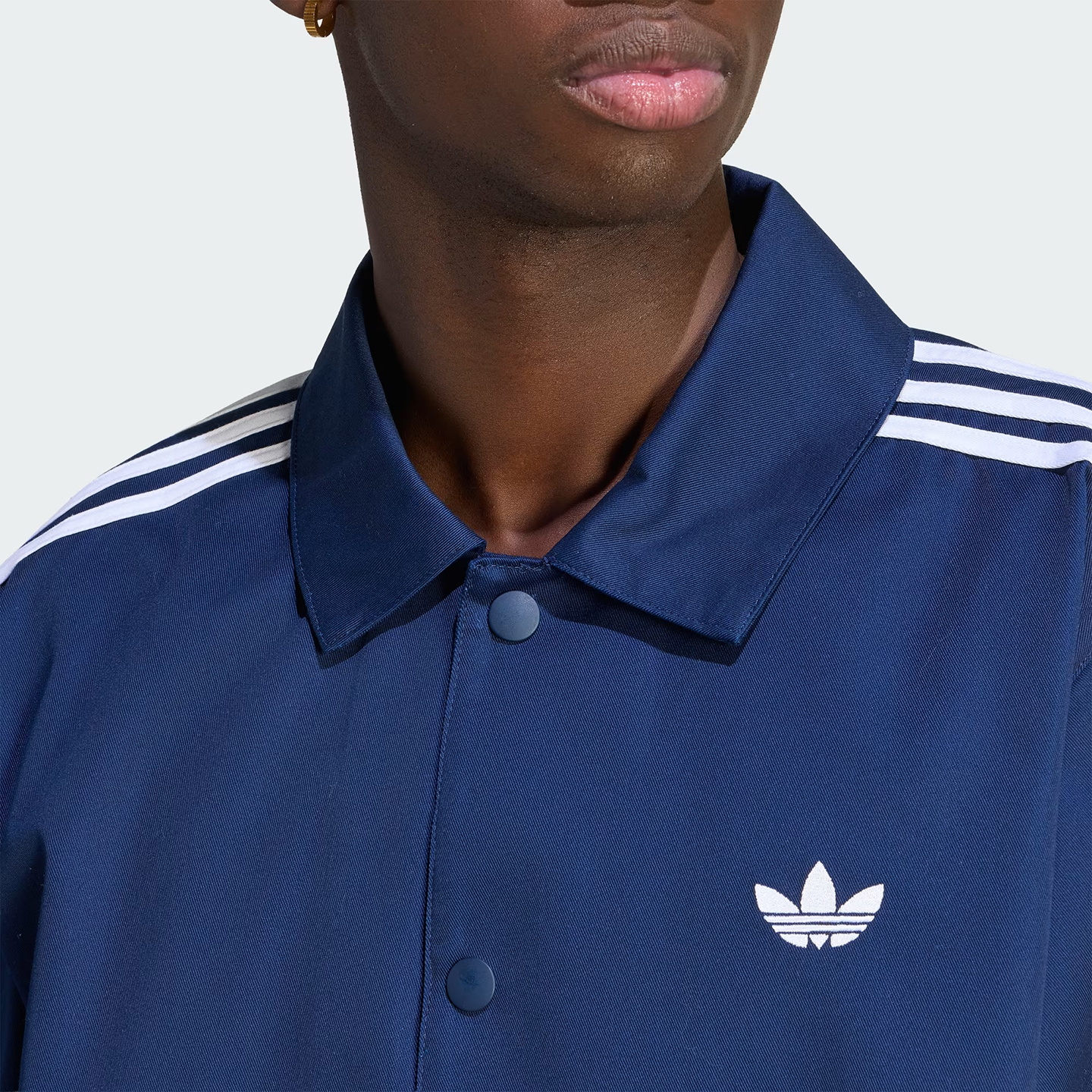 ADO1CJK15610OMU_Blue_1.png