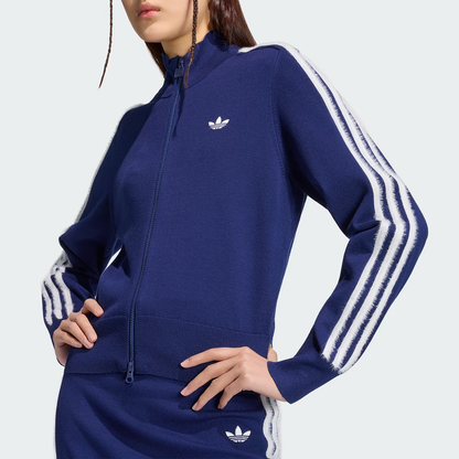 ADO1KNI15653VSW_Blue_5.png