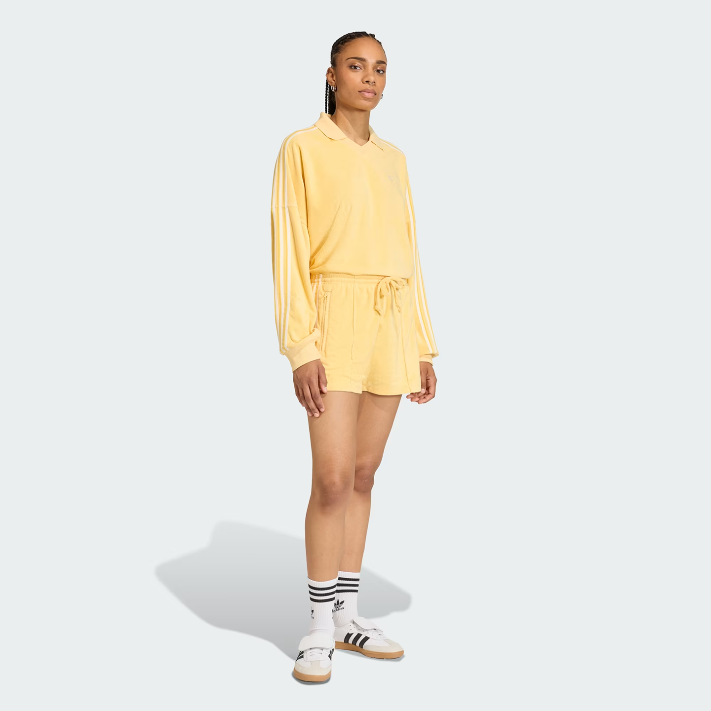 ADO1SHO00000PCW_Orange_2.png