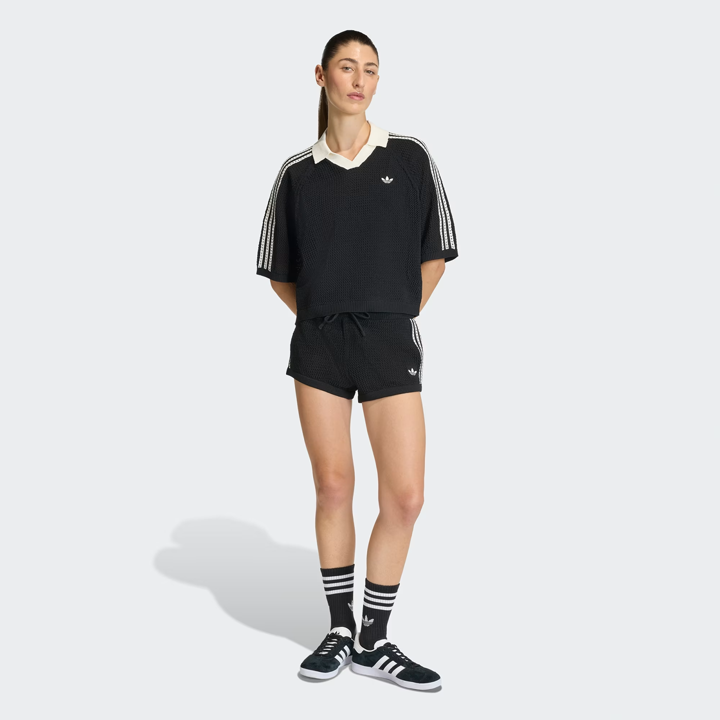 ADO1SPO00000PCW_Black_3.png