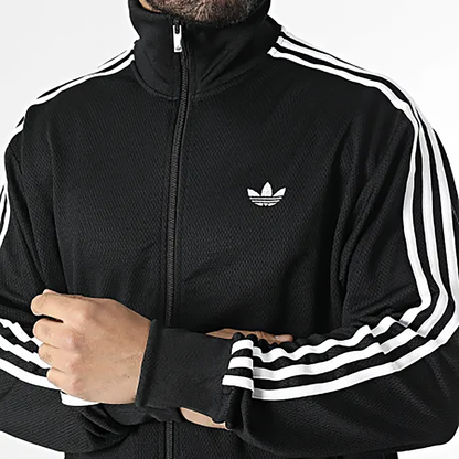 ADO1SPO00000POM_Black_3.png