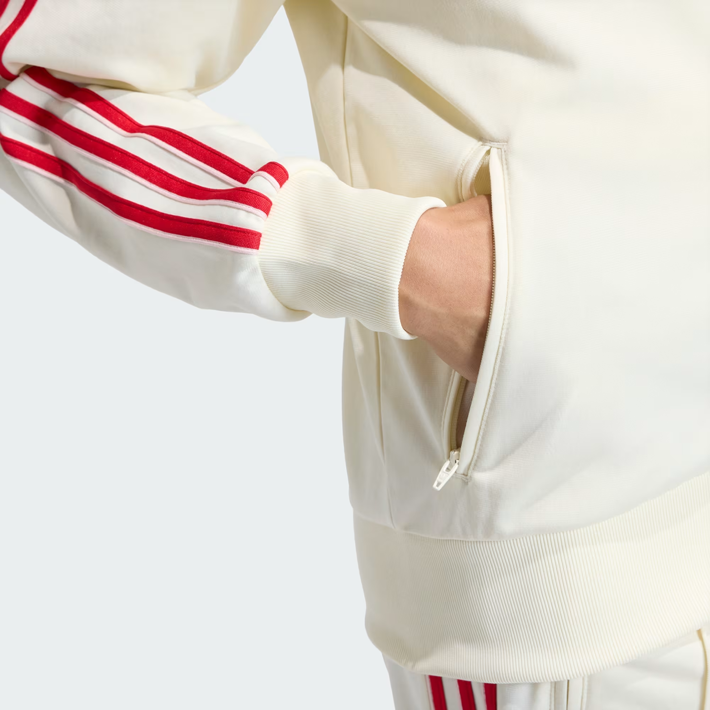 ADO1SPO00002PCW_Beige_2.png