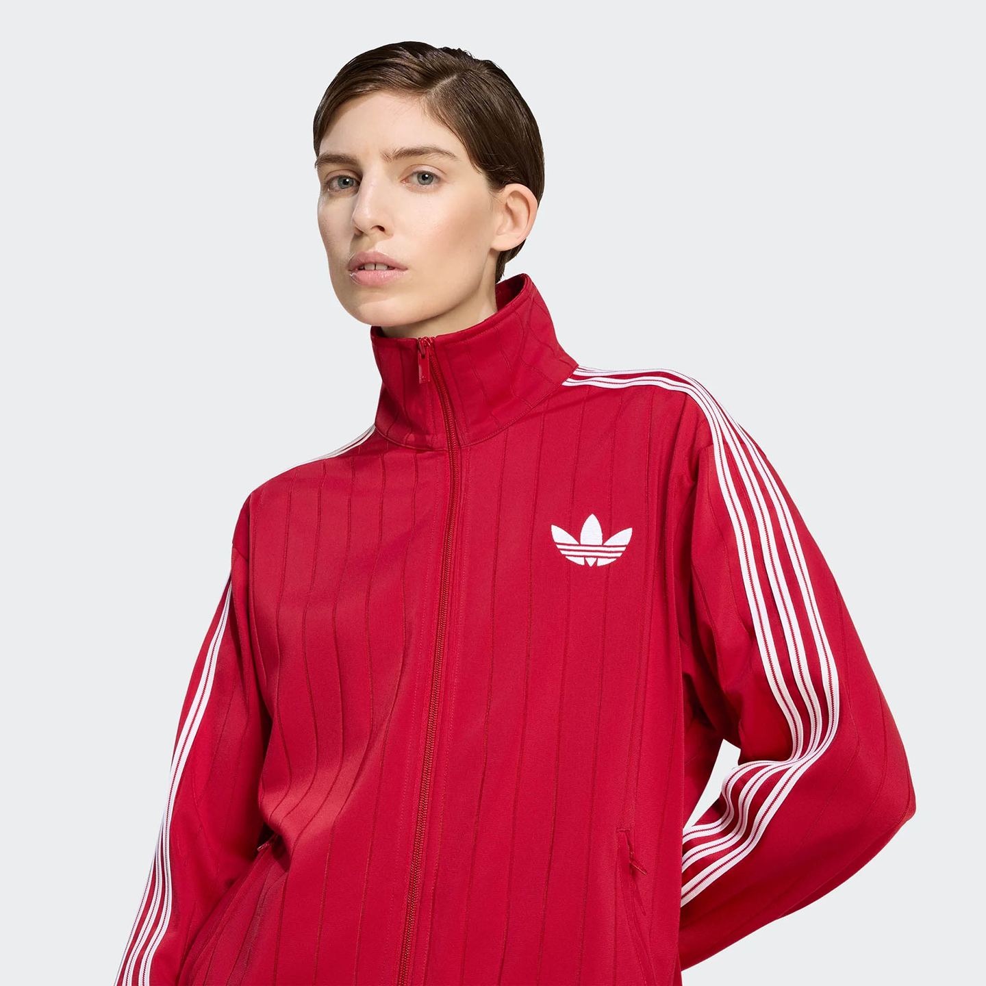 ADO1SWE15639OMW_Red_2.png