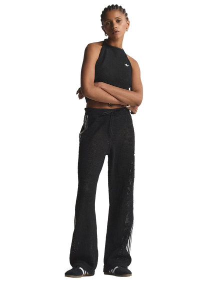 ADO1TRO00000PCW_Black_0.png