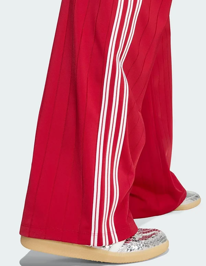 ADO1TRO15661OMW_Red_5.png