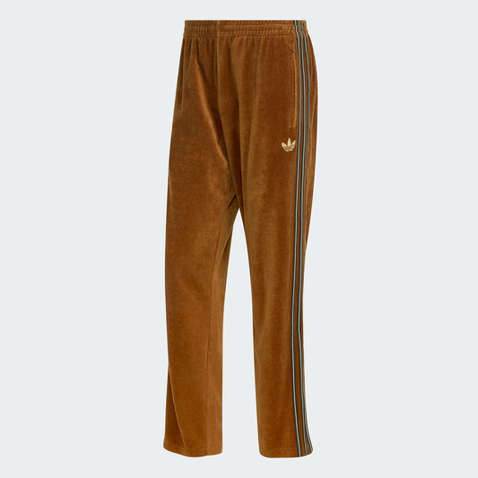 ADO1TRO16785POM_BROS_2.png