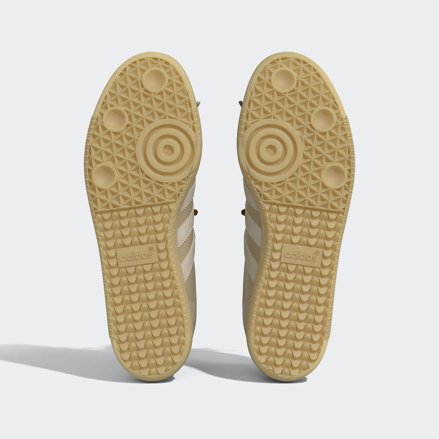 ADO2SNE10918LTW_BEIMAG%2BBLACRE%2BCARTON_1.png