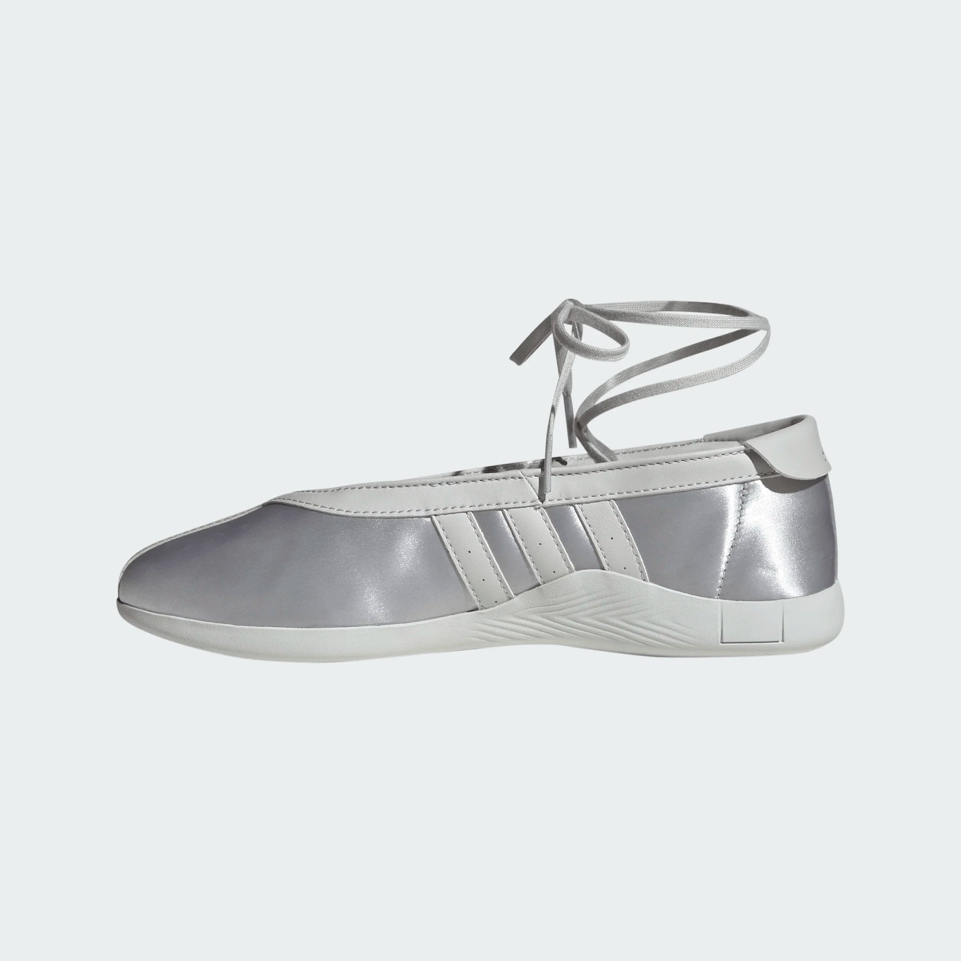 ADO2SNE10929LTW_PLAMET%2BGRIUNO%2BFTWBLA_3.png