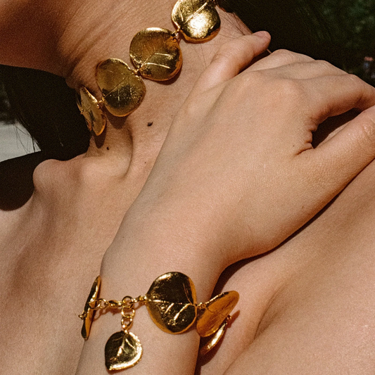 AHM5JEW18956GOW_Gold_2.png