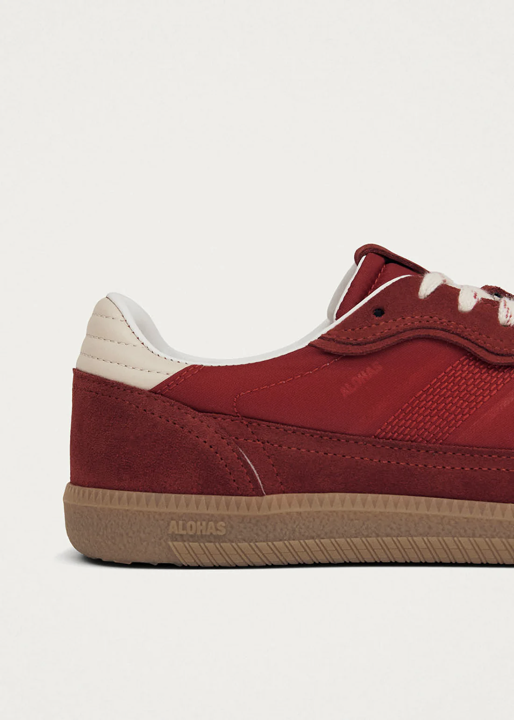 ALH2SNE00005LEW_Red_5.png