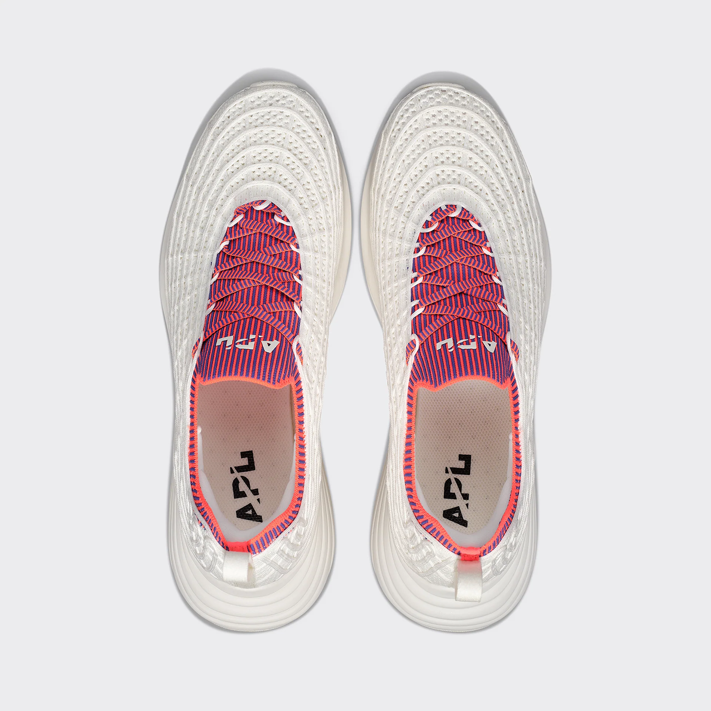 APL2SNE18936VPW_IVORY%2BBLUE+HAZE%2BIMPULSE+RED_4.png