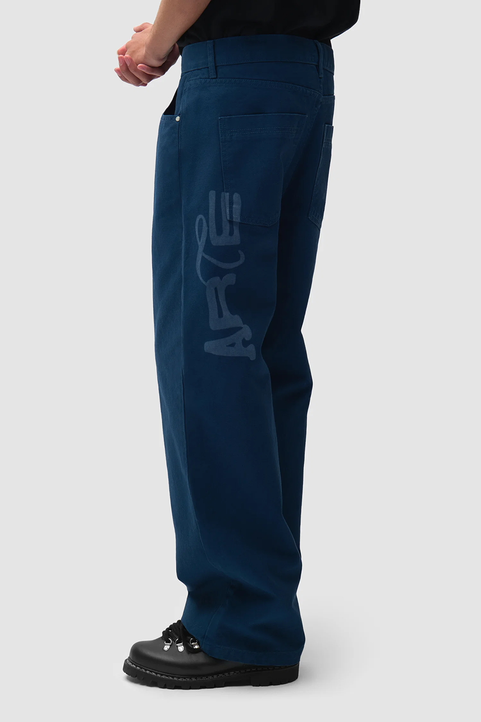 ART1JEA19547CTM_Navy_2.png