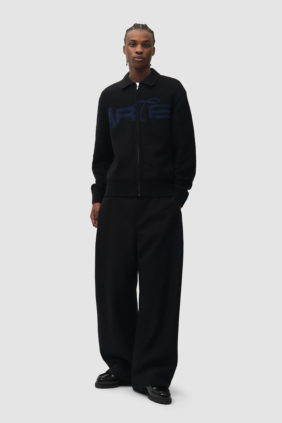 ART1KNI19526WLM_Black_4.png