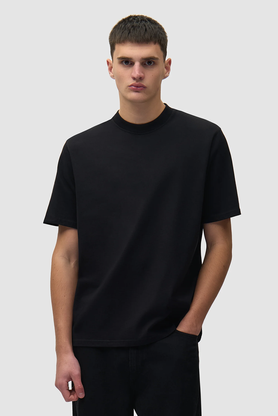 ART1TOP00060CTM_Black_1.png