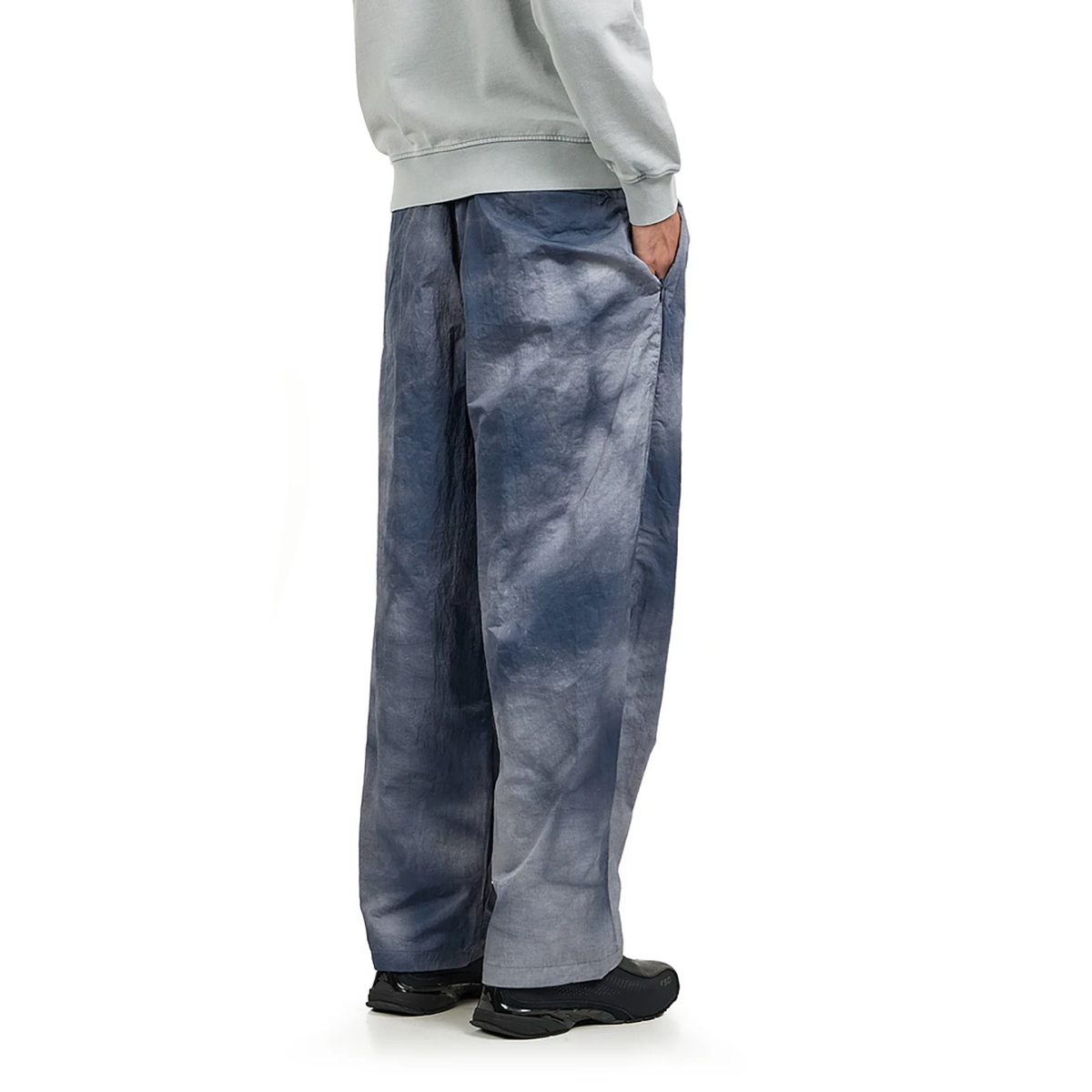 ART1TRO19550NYM_Navy_1.png