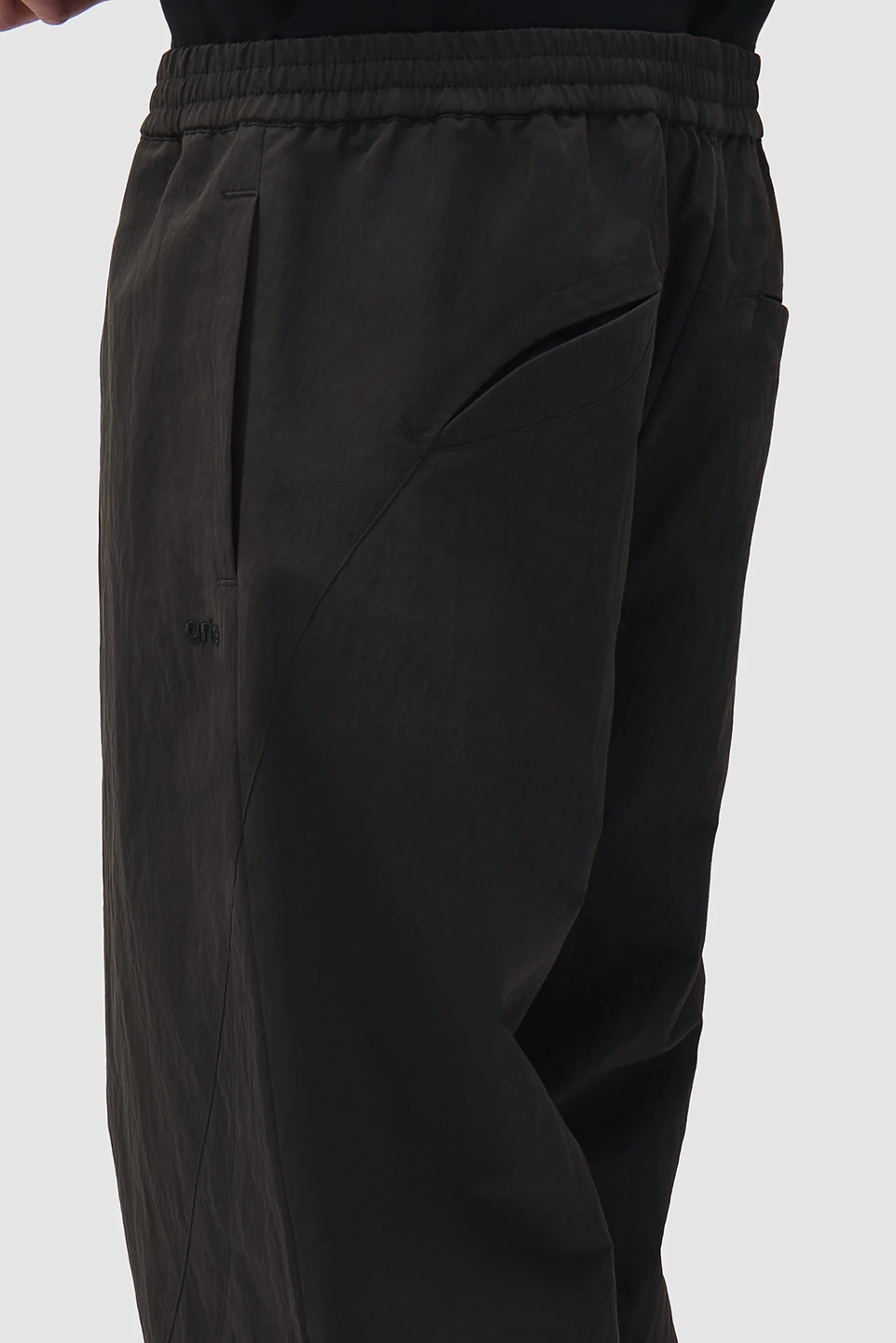 ART1TRO19556CTM_Black_3.png
