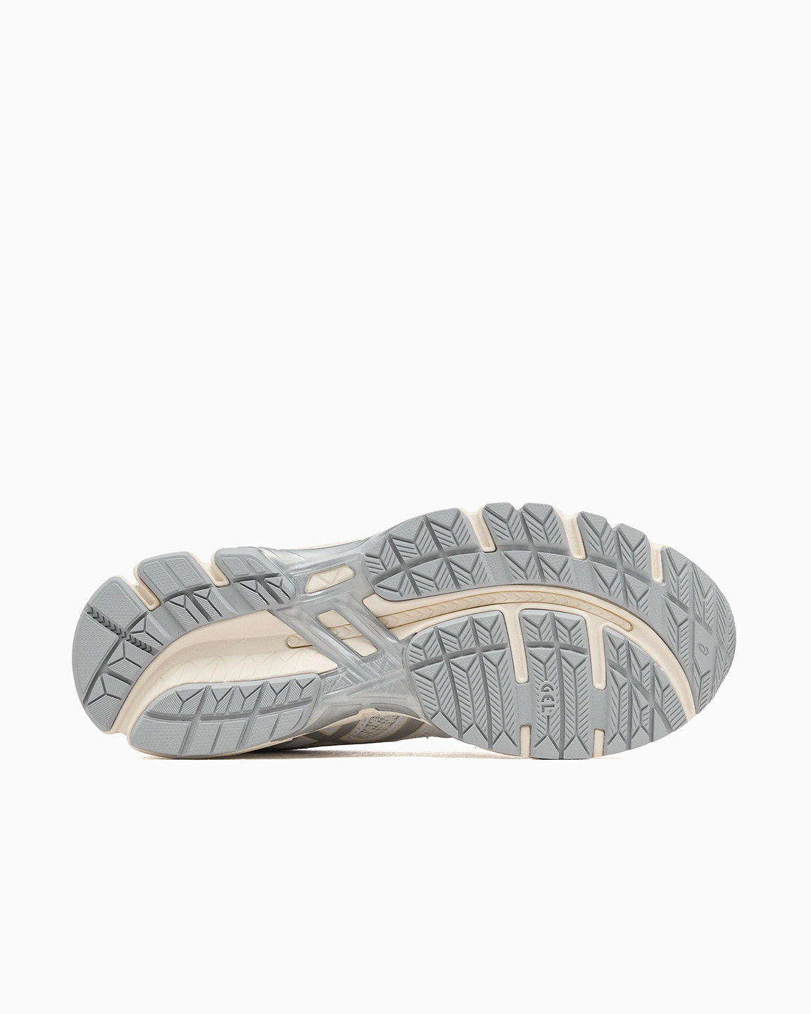 ASI2SNE00001SYU_WHITE_PURE+SILVER_3.png