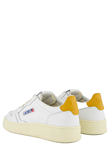 AUT2SNE01210LEW_Yellow_3.png