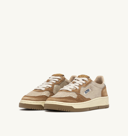 AUT2SNE14433LEW_LAMLEA%2BSUE+PLAT%2BBEIGE_1.png