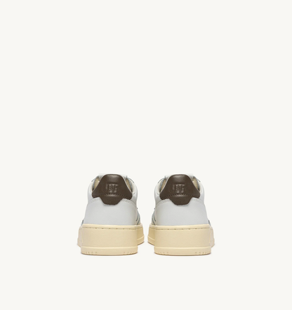 AUT2SNE14433LEW_LEAT%2BLEAT+WHT%2BCHOCO_2.png