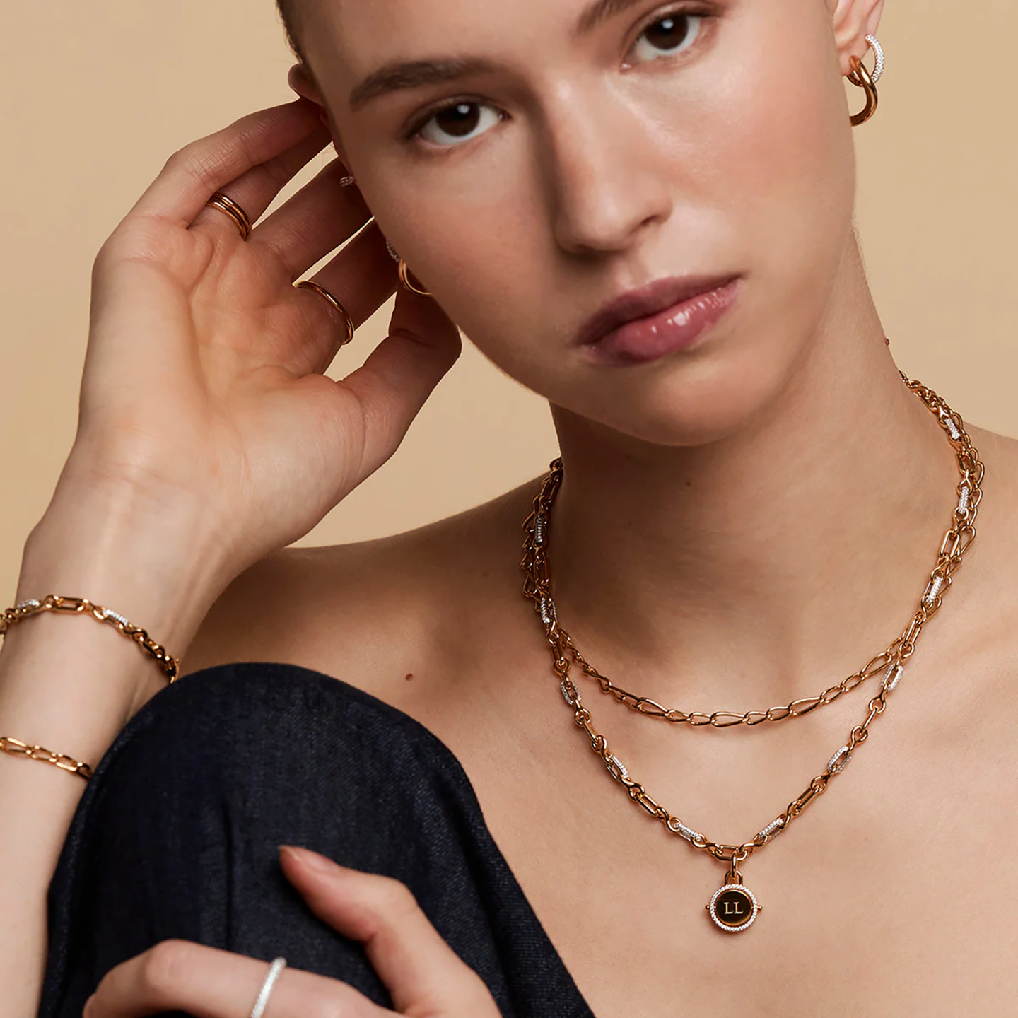 AYM5JEW00577SSW_Gold%2CTransparent_2.png