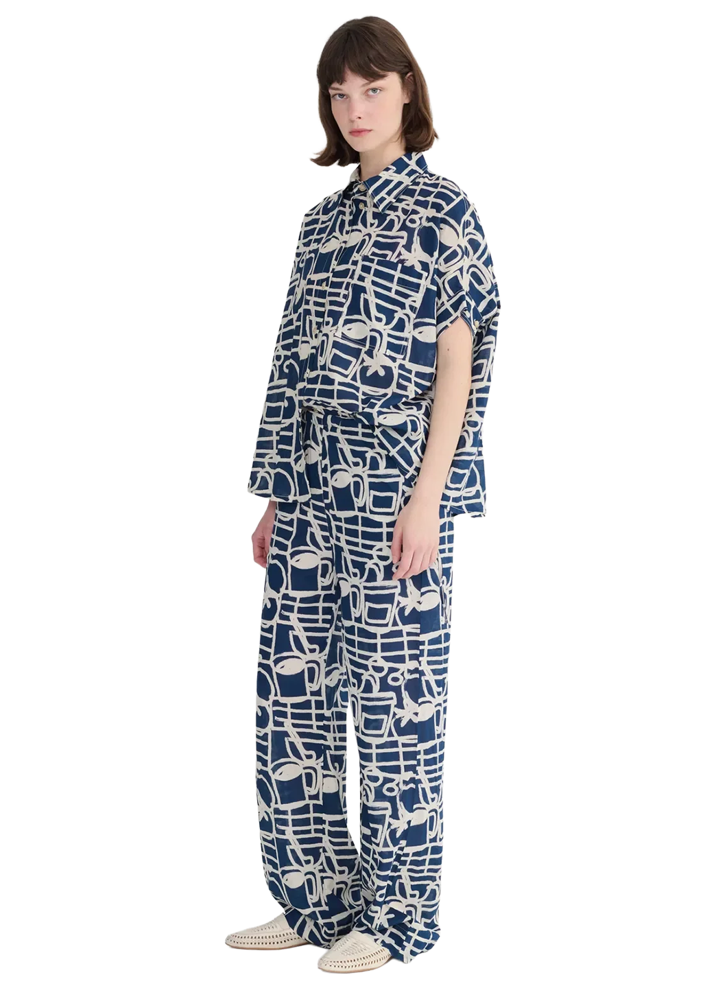 BCH1TRO00003CTW_Navy+Blue_0.png
